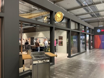 Steel - nieuwe showroom